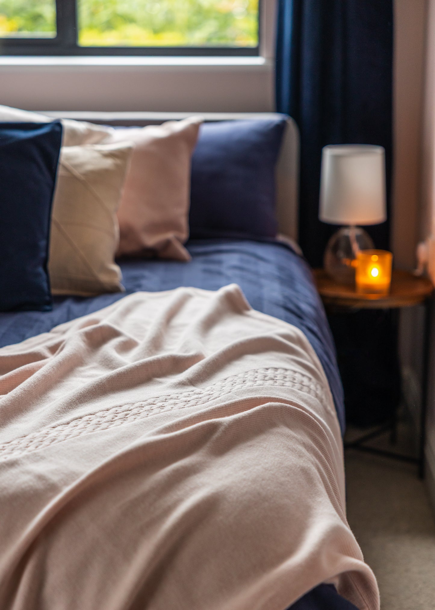 Merino Blend Knitted Cable Plain Throw- Pink delicacy