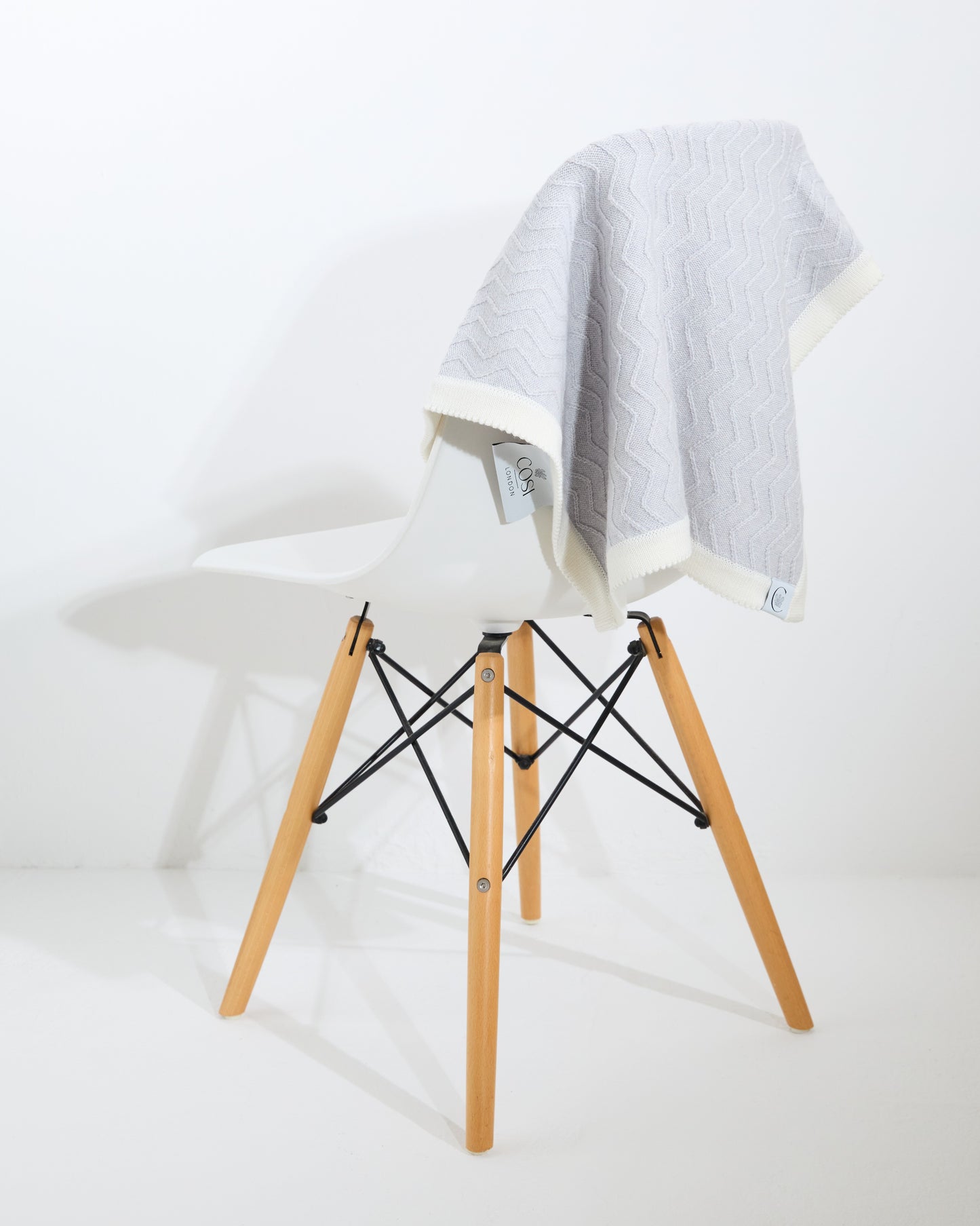 100% Merino ZigZag Ribbed Baby Blanket- Grey